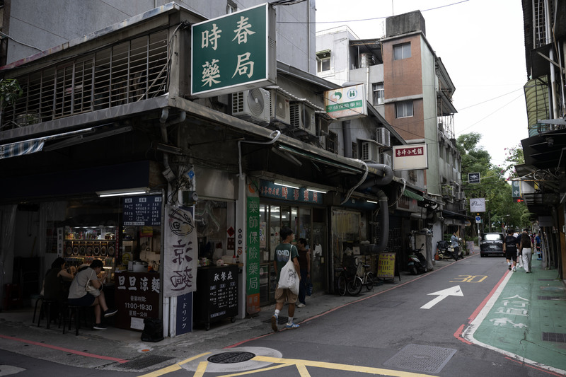 赤峰、南西商圈求生記──市府新規出台，街區能保留風貌、與居民共贏？